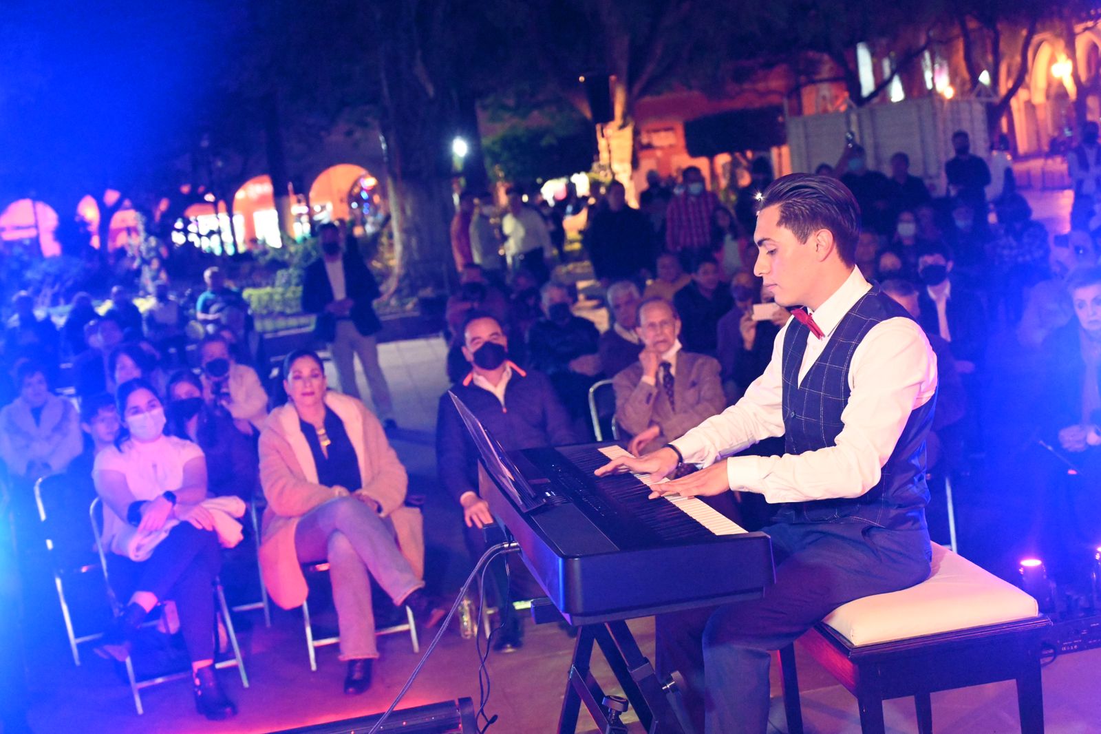 pianistazam